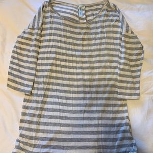 Grey and White striped 1/4 sleeve top